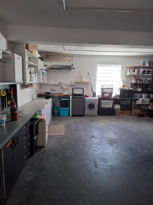 4 Bedroom Property for Sale in Dwarskersbos Western Cape